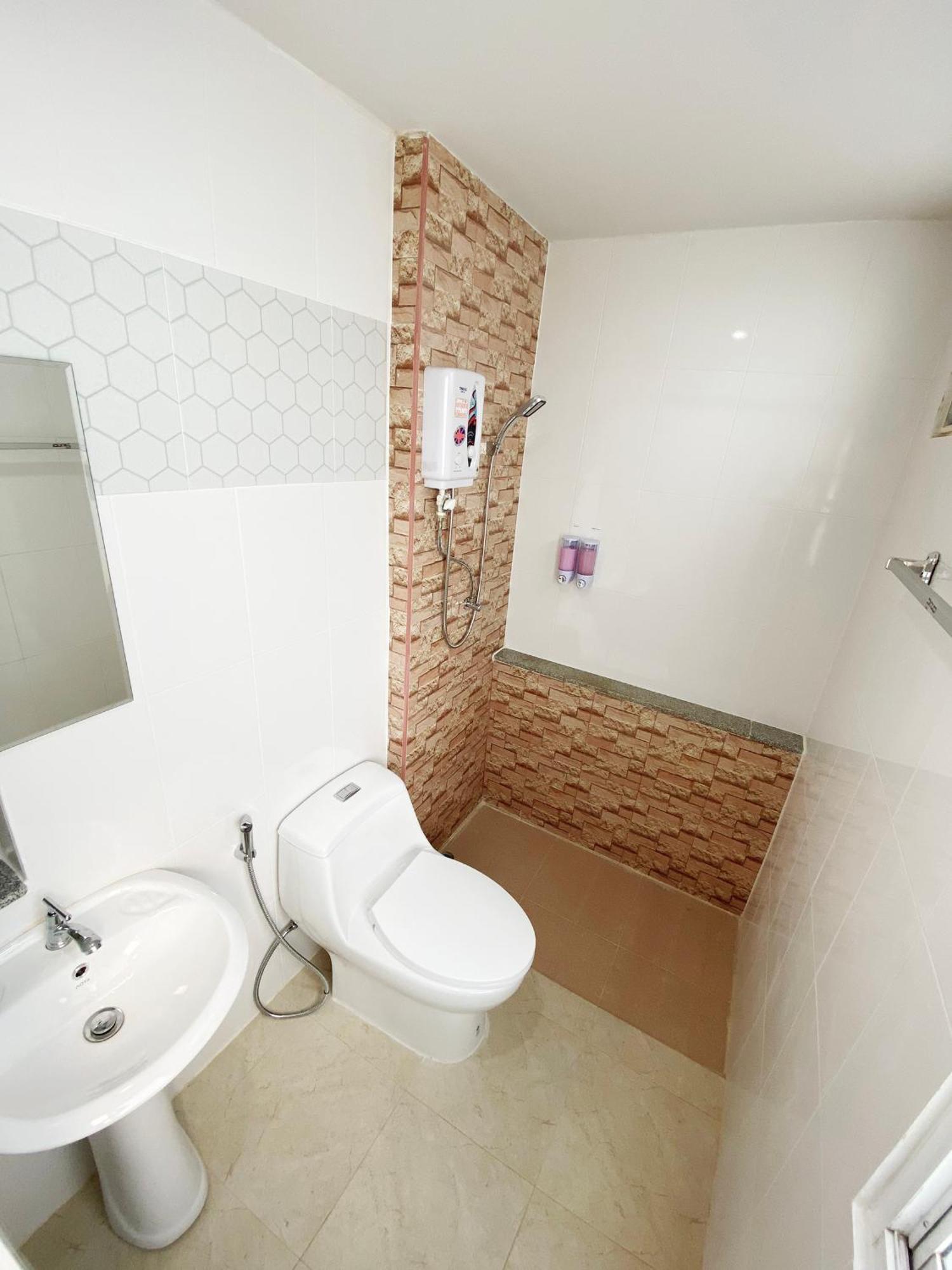 Апарт отель Racha Caftel - 7 House - รชาคาฟเทล Чиангмай Экстерьер фото